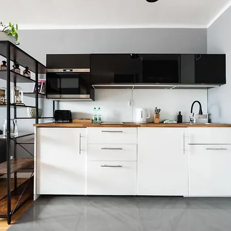 Hala Mirowska Modern Warsaw